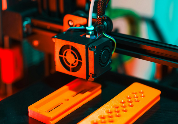 Combining 3D Printing and UV Printing for Durable Graphics