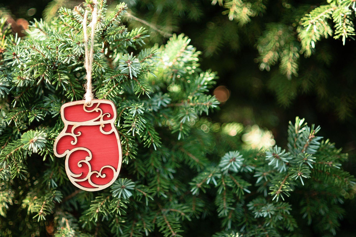 How to Laser Cut Christmas Ornaments with Laser Engravers
