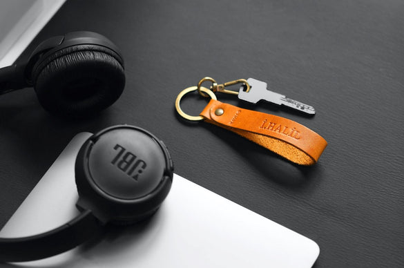 laser engraved leather, keychain engraving 