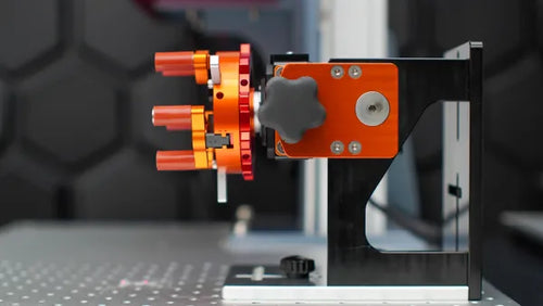 OMTech PiBurn Galvo Grip: A Chuck Rotary for Fiber and UV Lasers