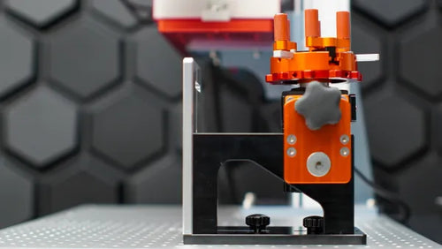 OMTech PiBurn Galvo Grip: A Chuck Rotary for Fiber and UV Lasers